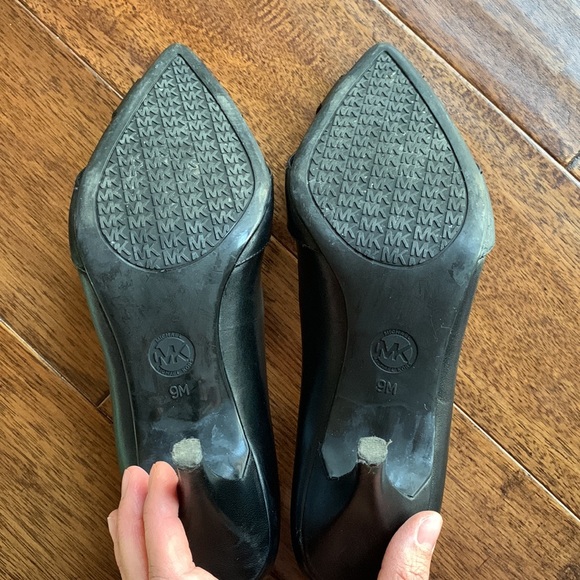 Classy Michael Kors Black Heels - Picture 8 of 9